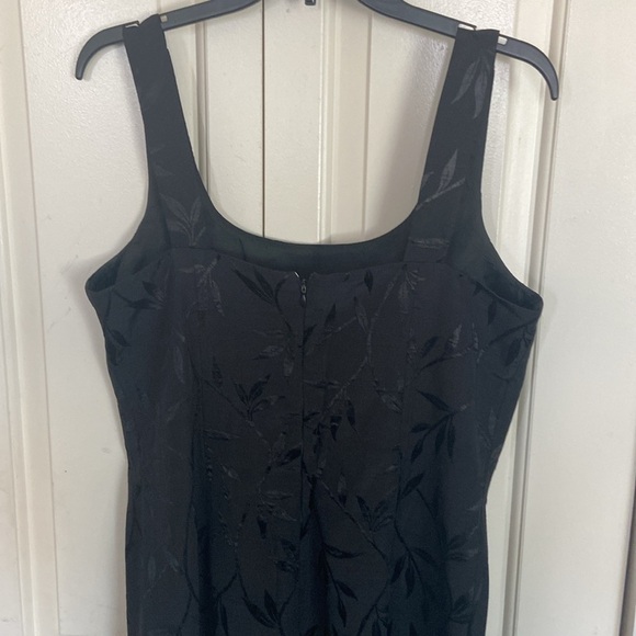 J.R. Nites by Caliendo Dress, size 12 - Picture 6 of 8